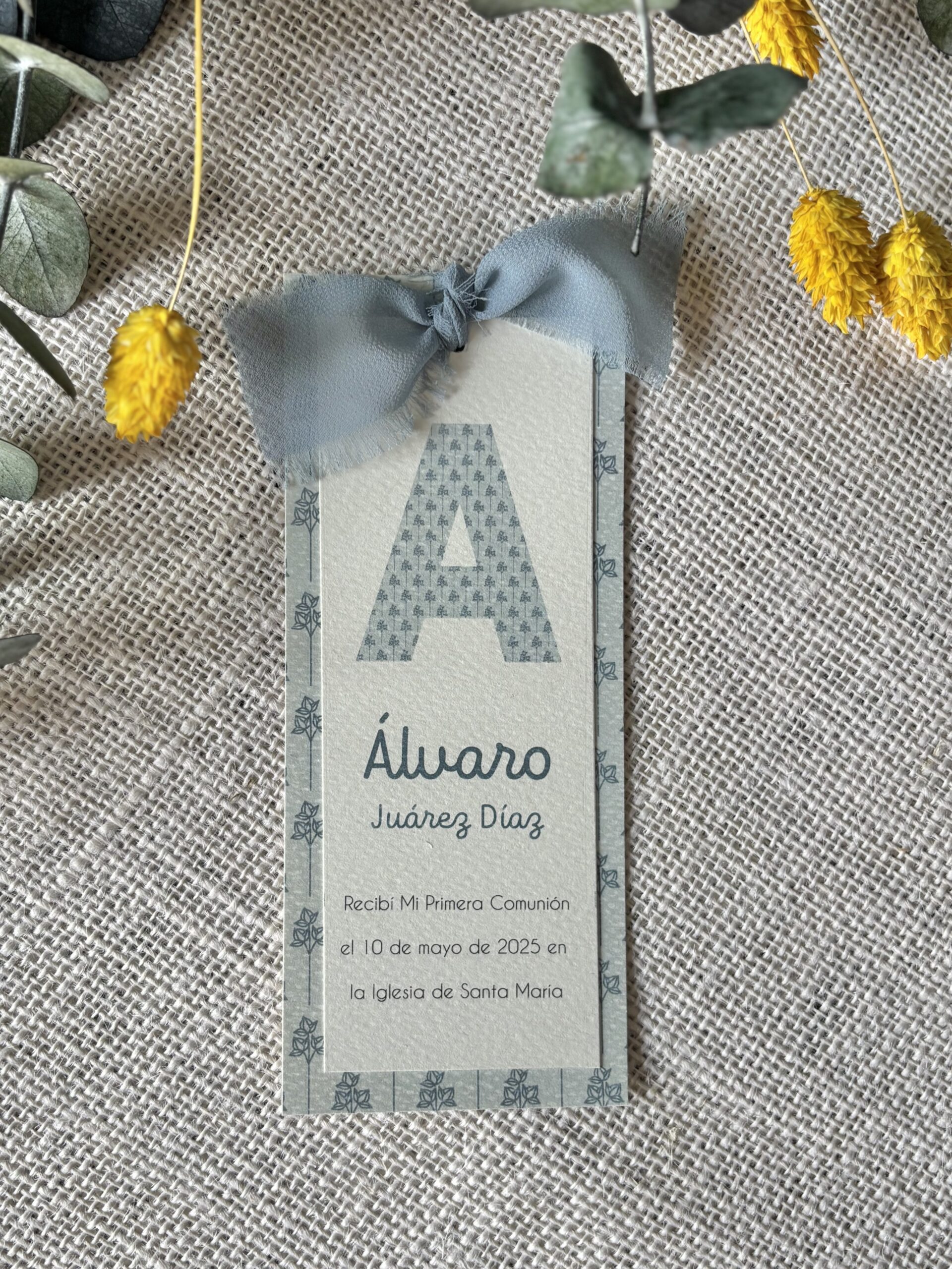 Recordatorio de Comunión doble con lazo - Imagen 2