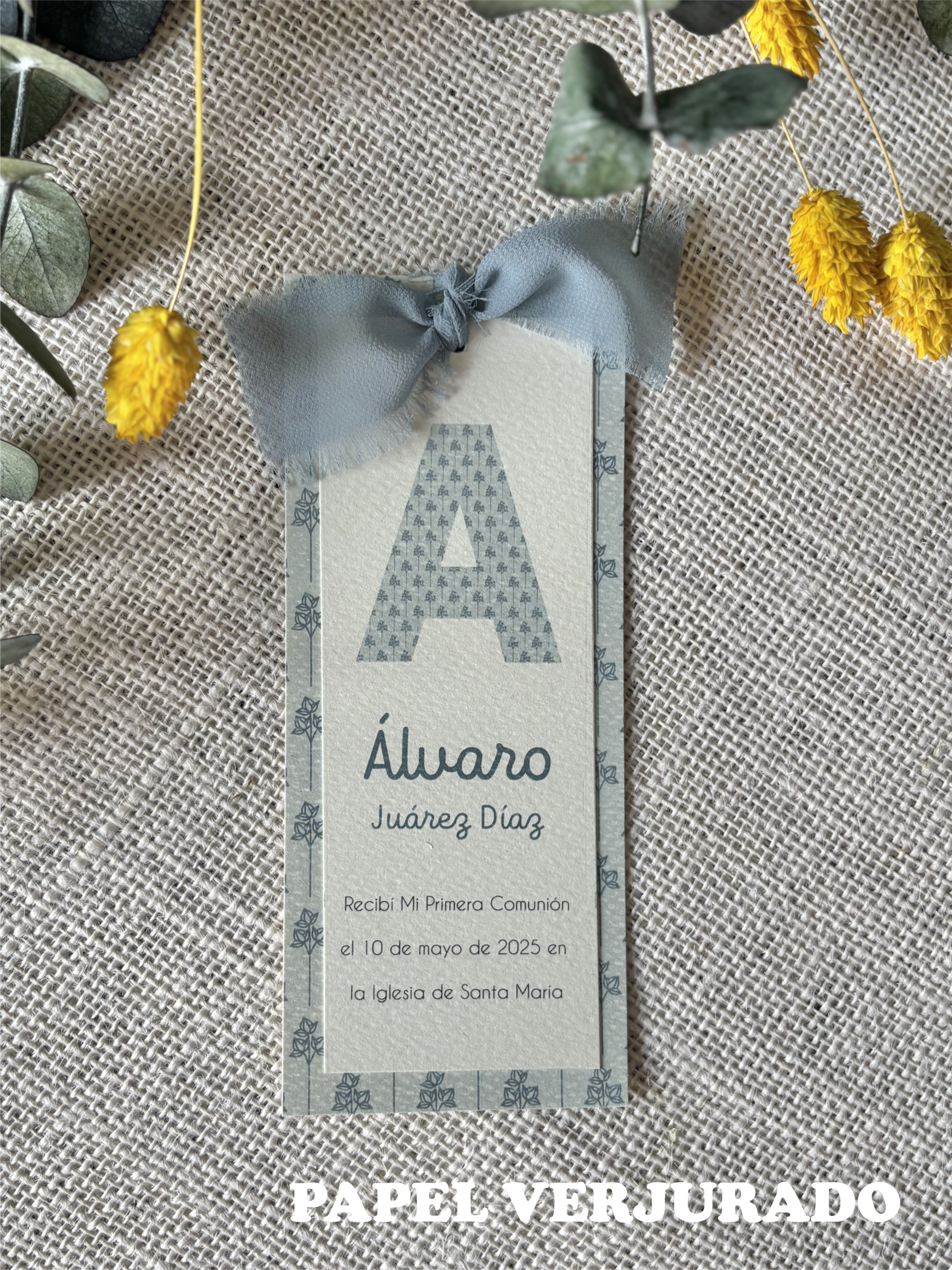 Recordatorio de Comunión doble con lazo - Imagen 9